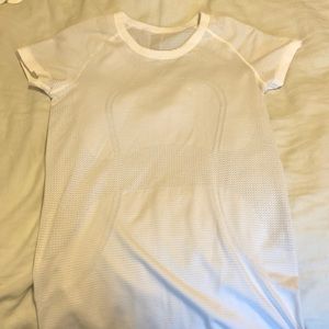 Lululemon shirt
